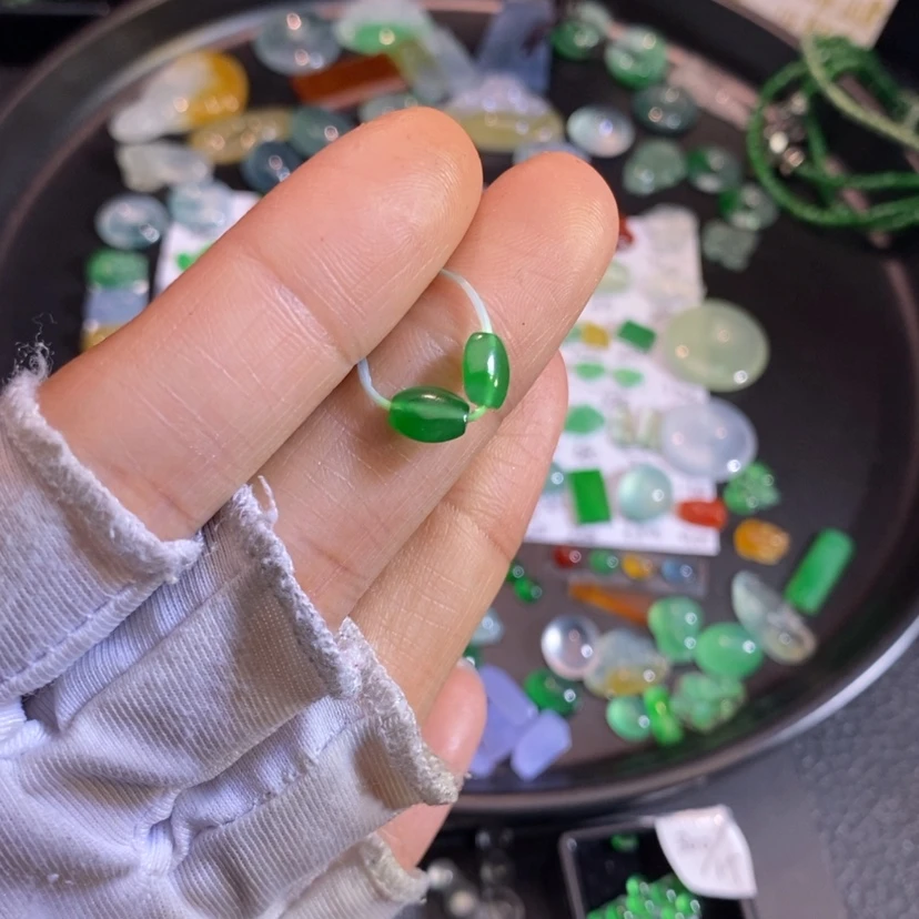 【闪购商品】翡翠挂件未镶嵌珠