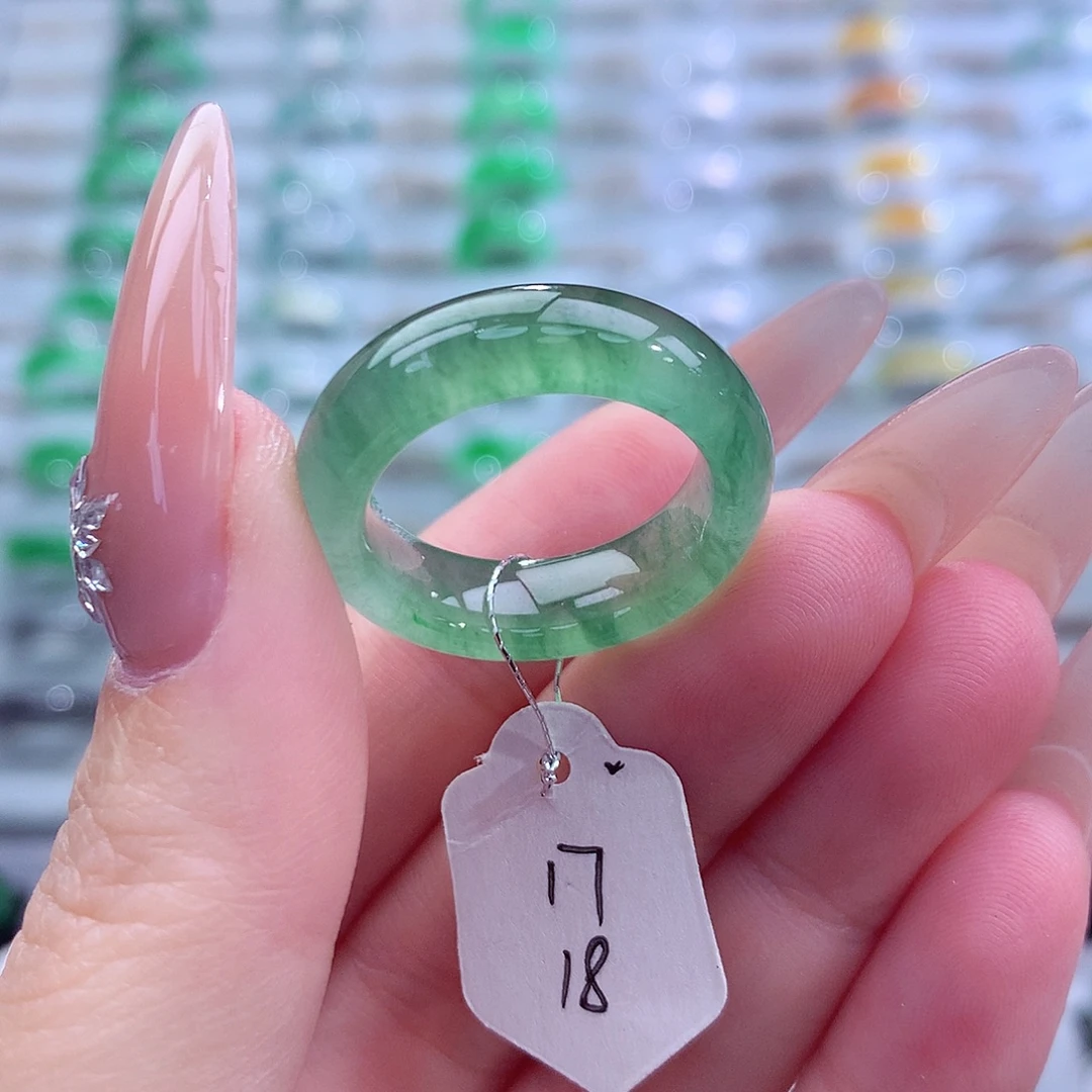 翡翠未镶嵌戒指天然