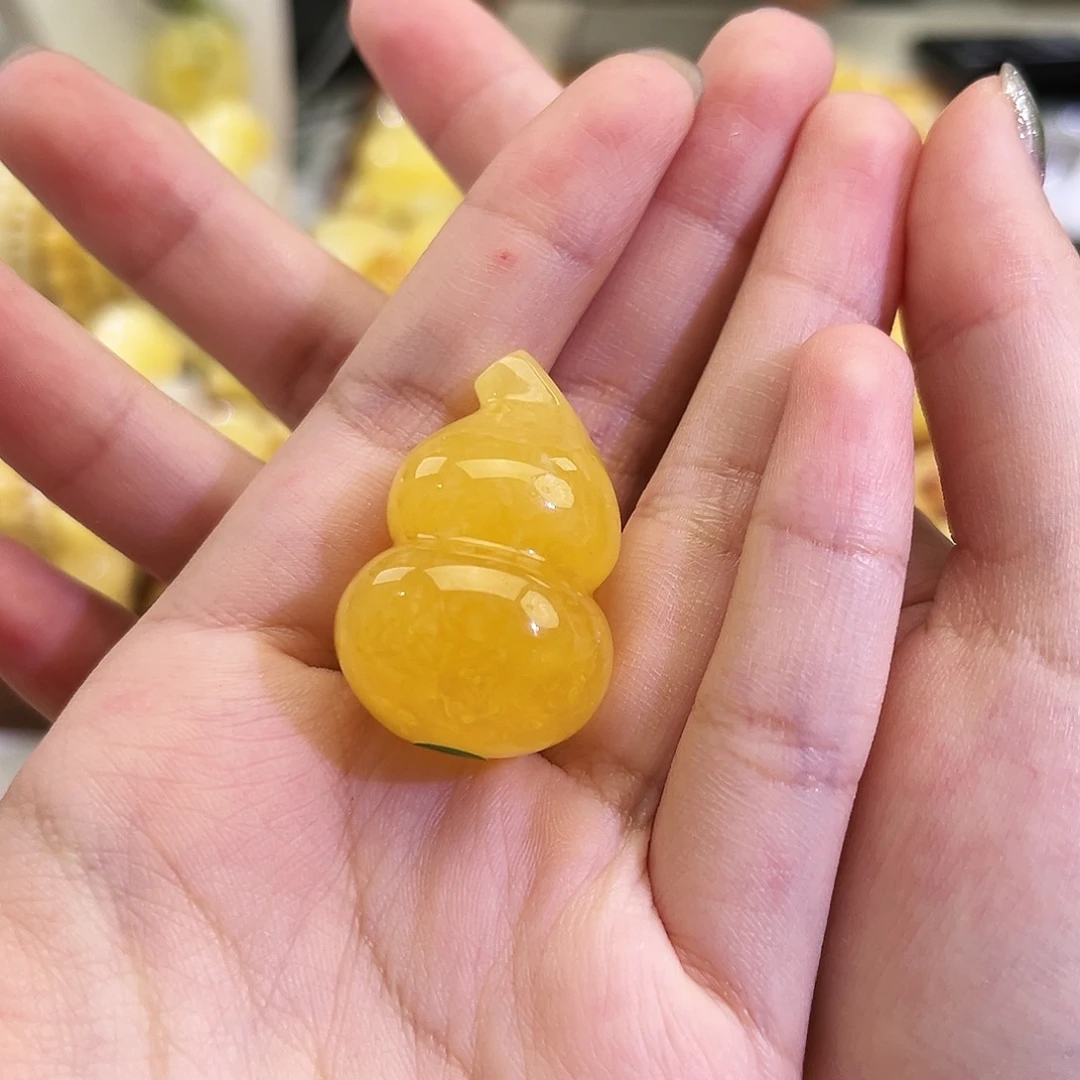 未镶嵌琥珀裸石葫芦
