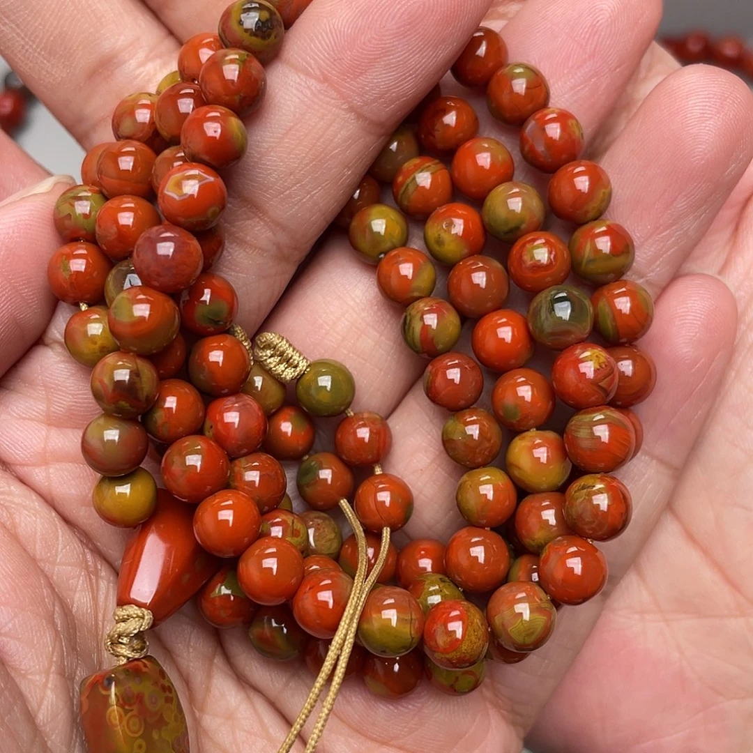 南红玛瑙手串未镶嵌