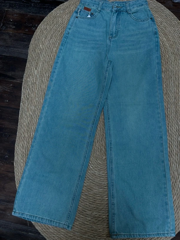 春款休闲百搭牛仔裤