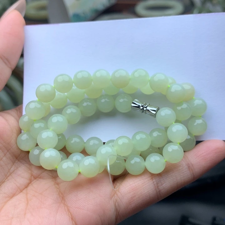 颈饰合金和田玉项链