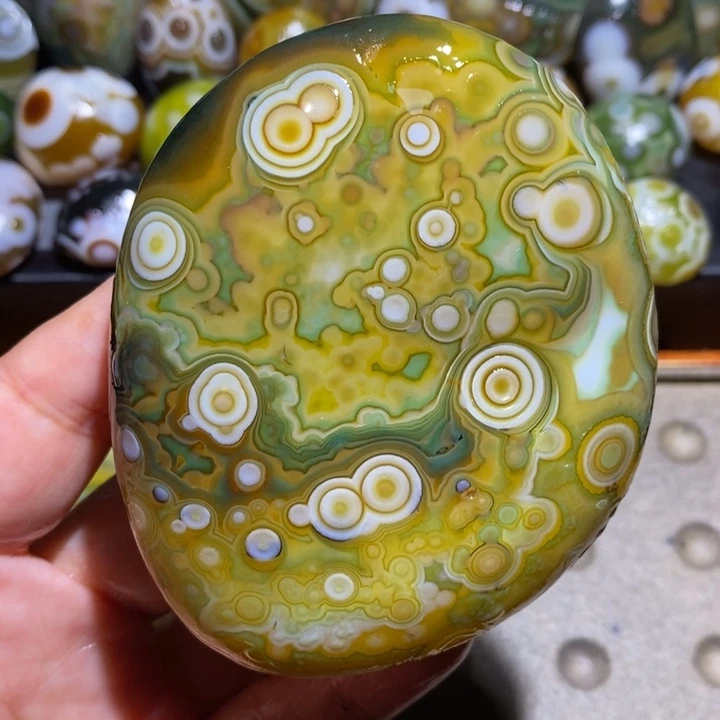 未镶嵌玛瑙/玉髓珠宝半成品127