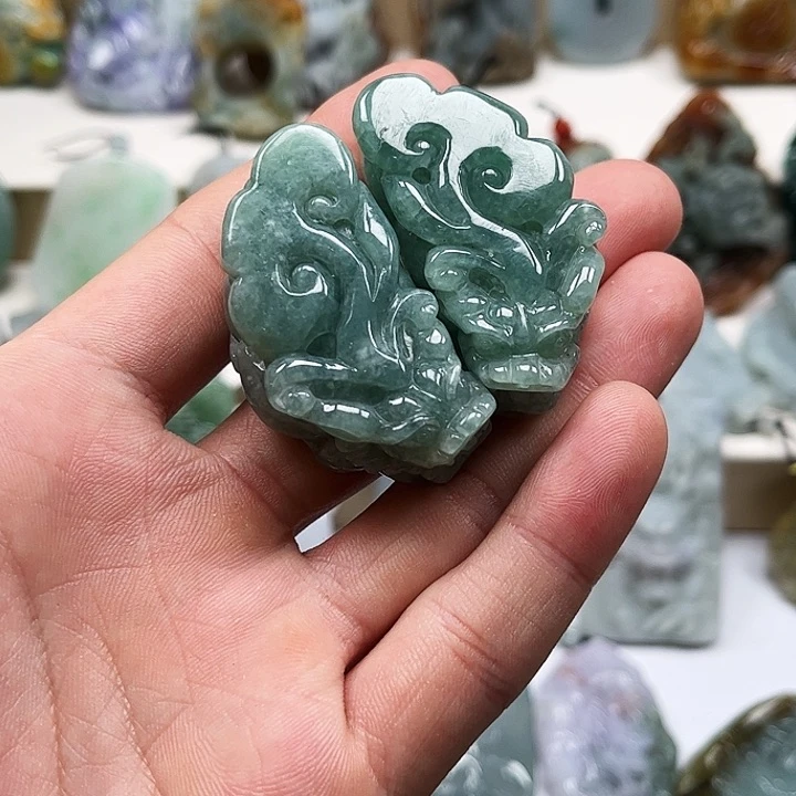 定制翡翠未镶嵌翡翠