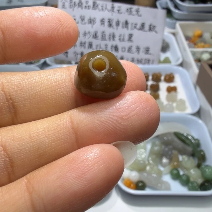 未镶嵌和田玉珠宝半成品