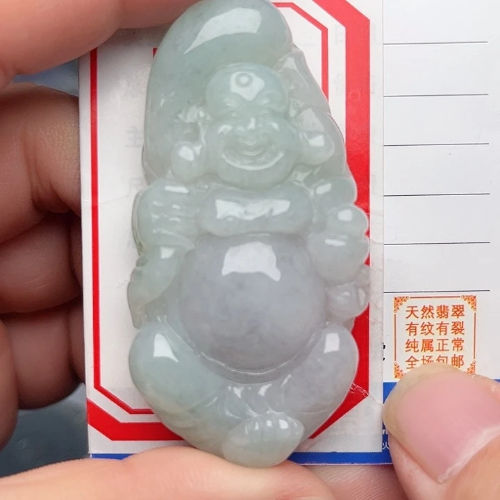 翡翠颈饰未镶嵌佛公