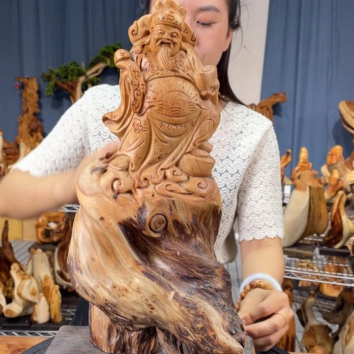 柏木（崖柏）随型摆件