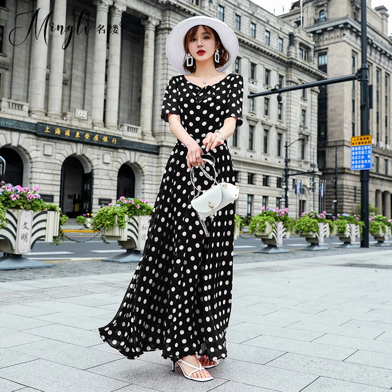 轻奢裙子女夏装新款圆点收腰显瘦长裙修身短袖黑色波点连衣裙夏女