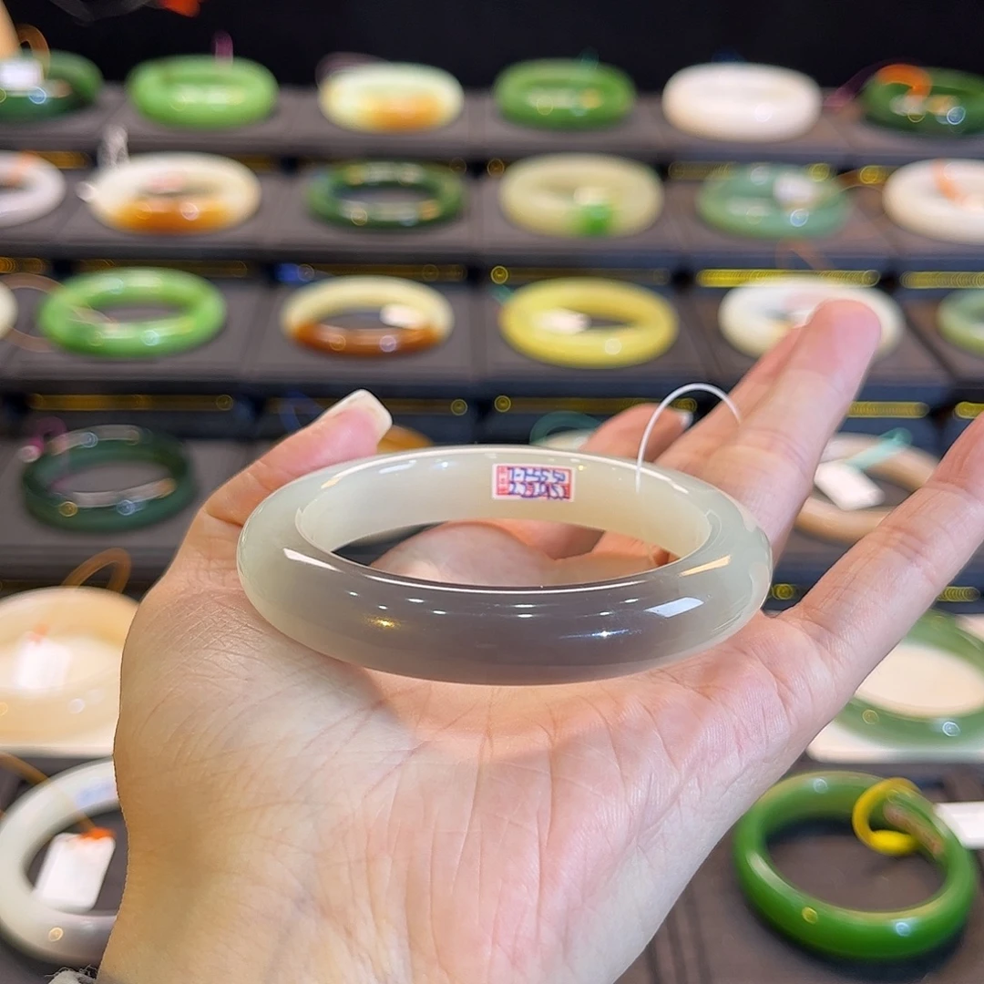 和田玉未镶嵌手镯紫晴