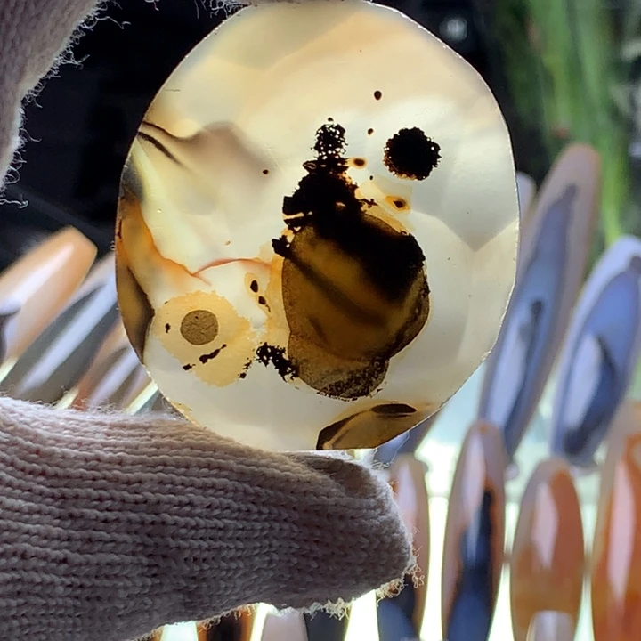 未镶嵌颈饰玛瑙/玉髓67