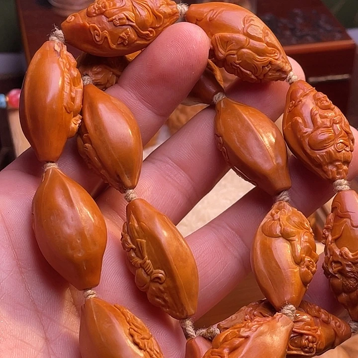橄榄核吊坠残缺罗汉