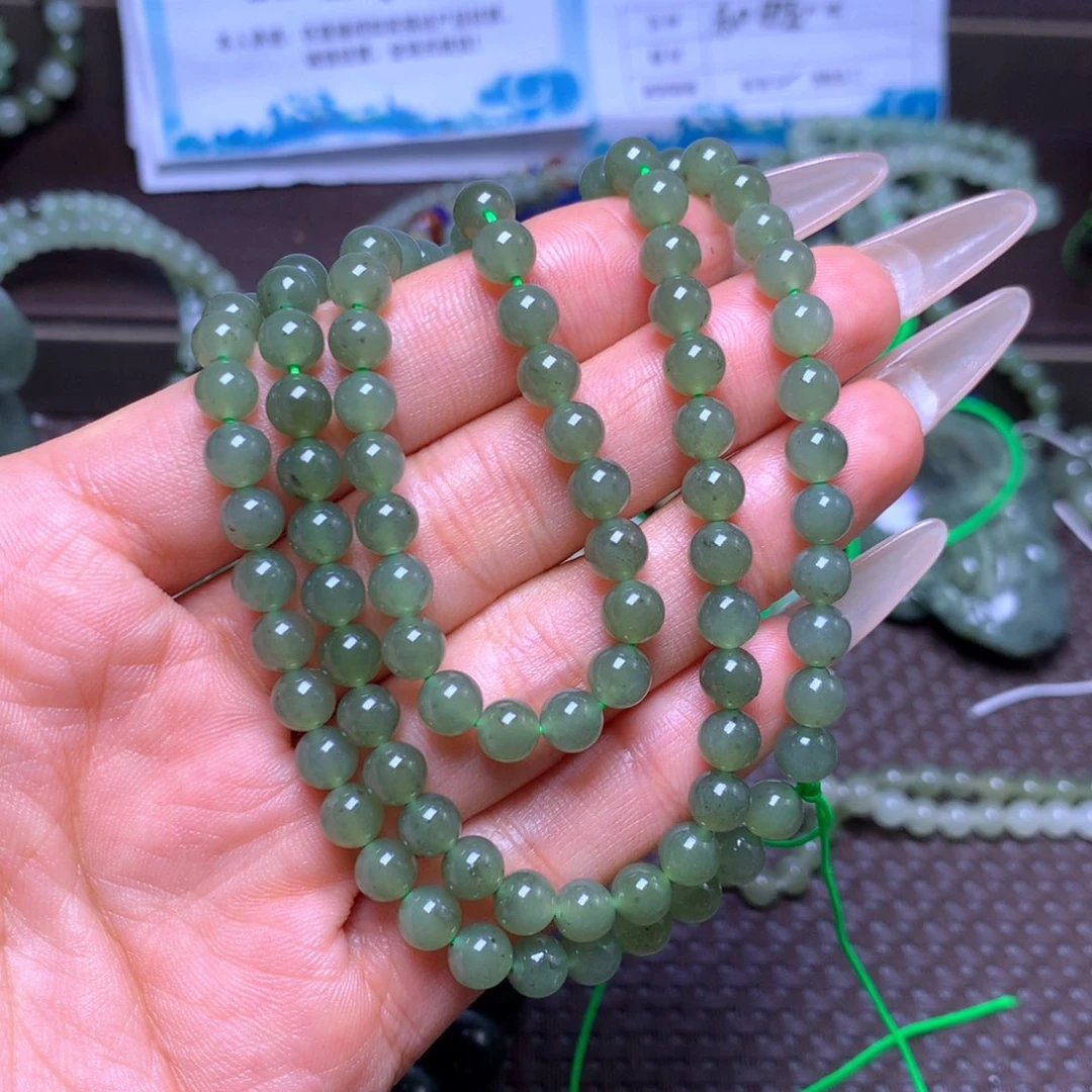 颈饰未镶嵌和田玉卡6