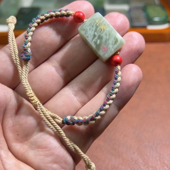 和田玉（糖玉）未镶嵌颈饰