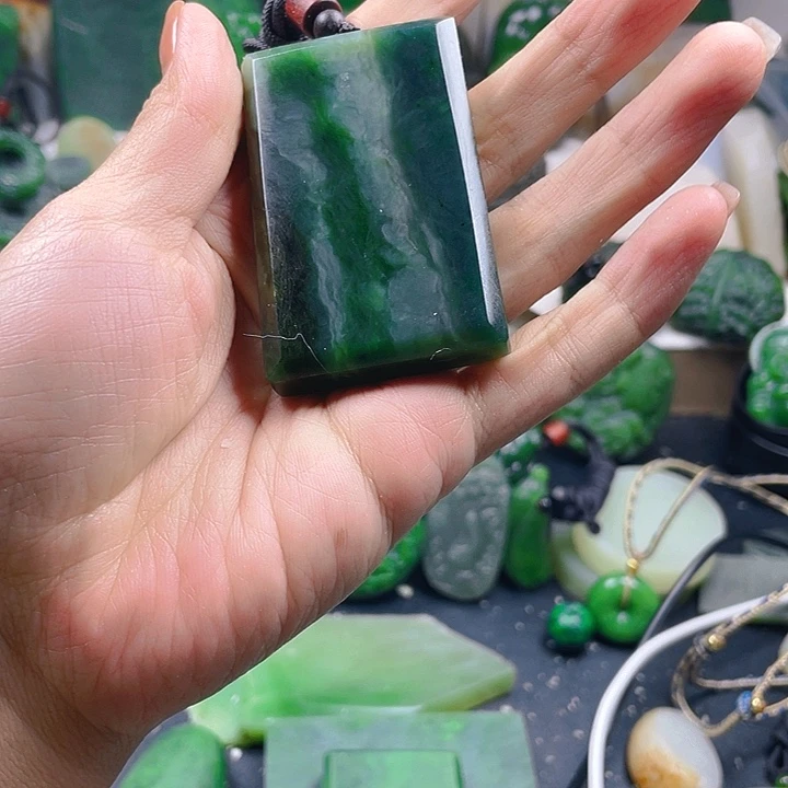 未镶嵌和田玉珠宝半成品