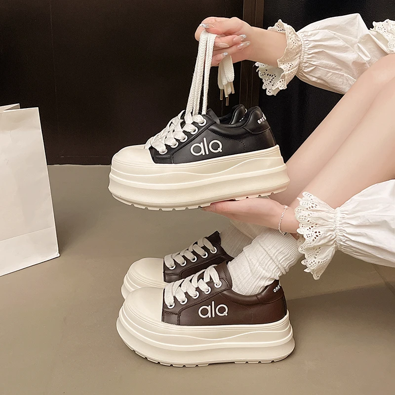 软皮厚底板鞋女2025秋季新款小个子7cm~增高系带轻便休闲鞋松糕鞋