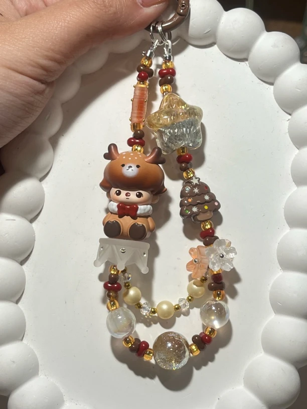 原创萌粒手机链钥匙链包挂合金材质创意挂饰串珠设计可爱挂绳手工