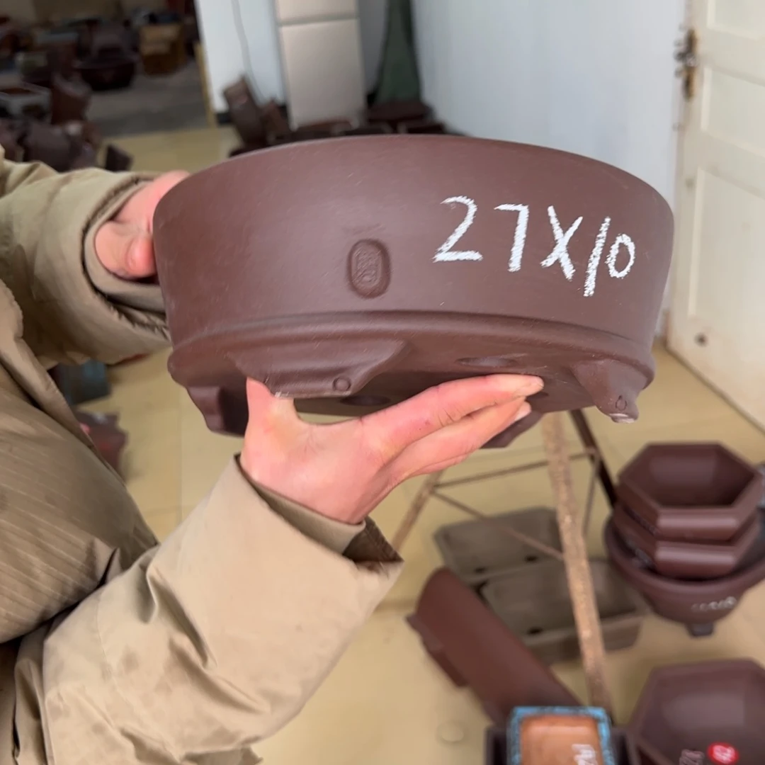 紫砂花盆呜呜呜呜