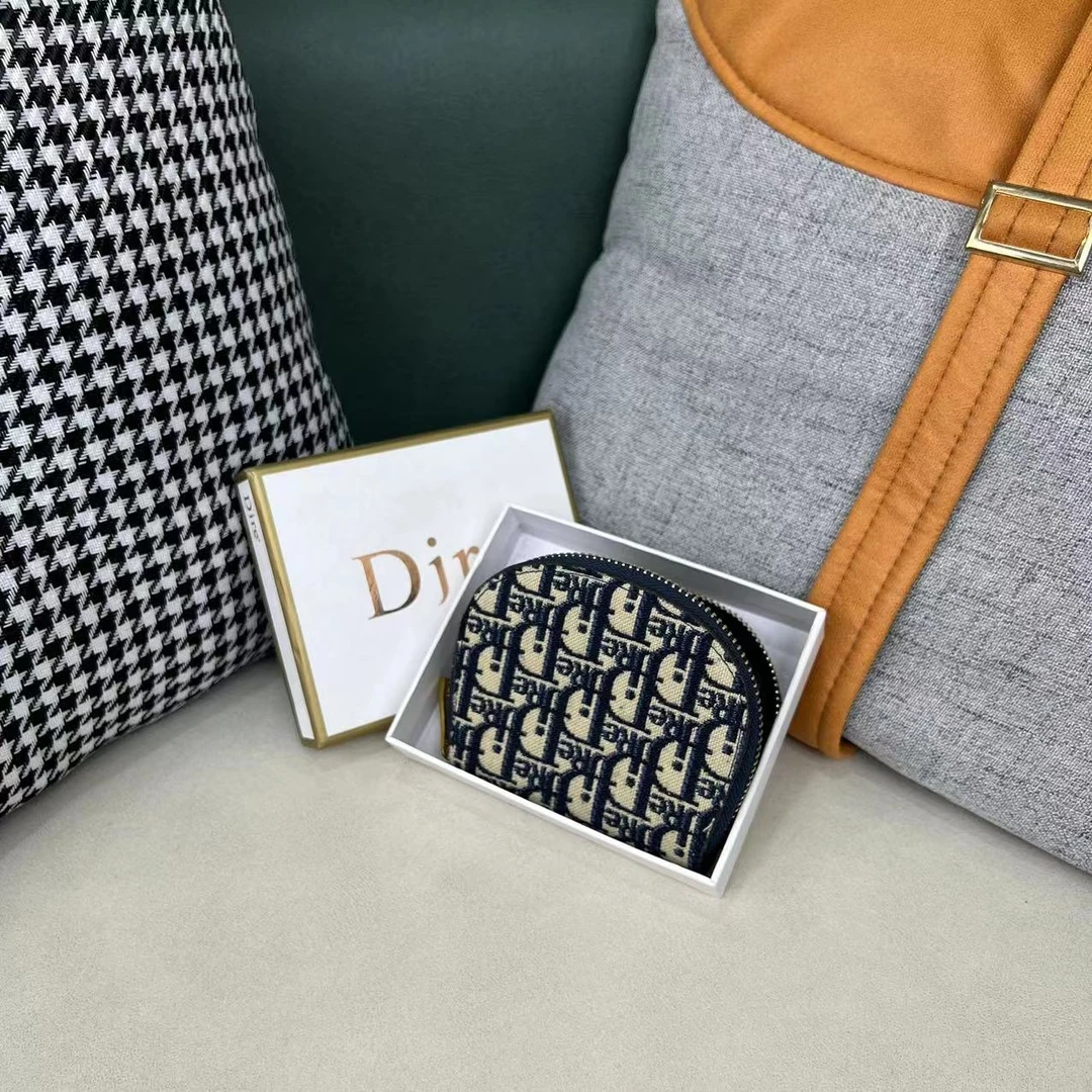 Djre「正品现货」网红轻奢百搭多功能韩版便携小卡包