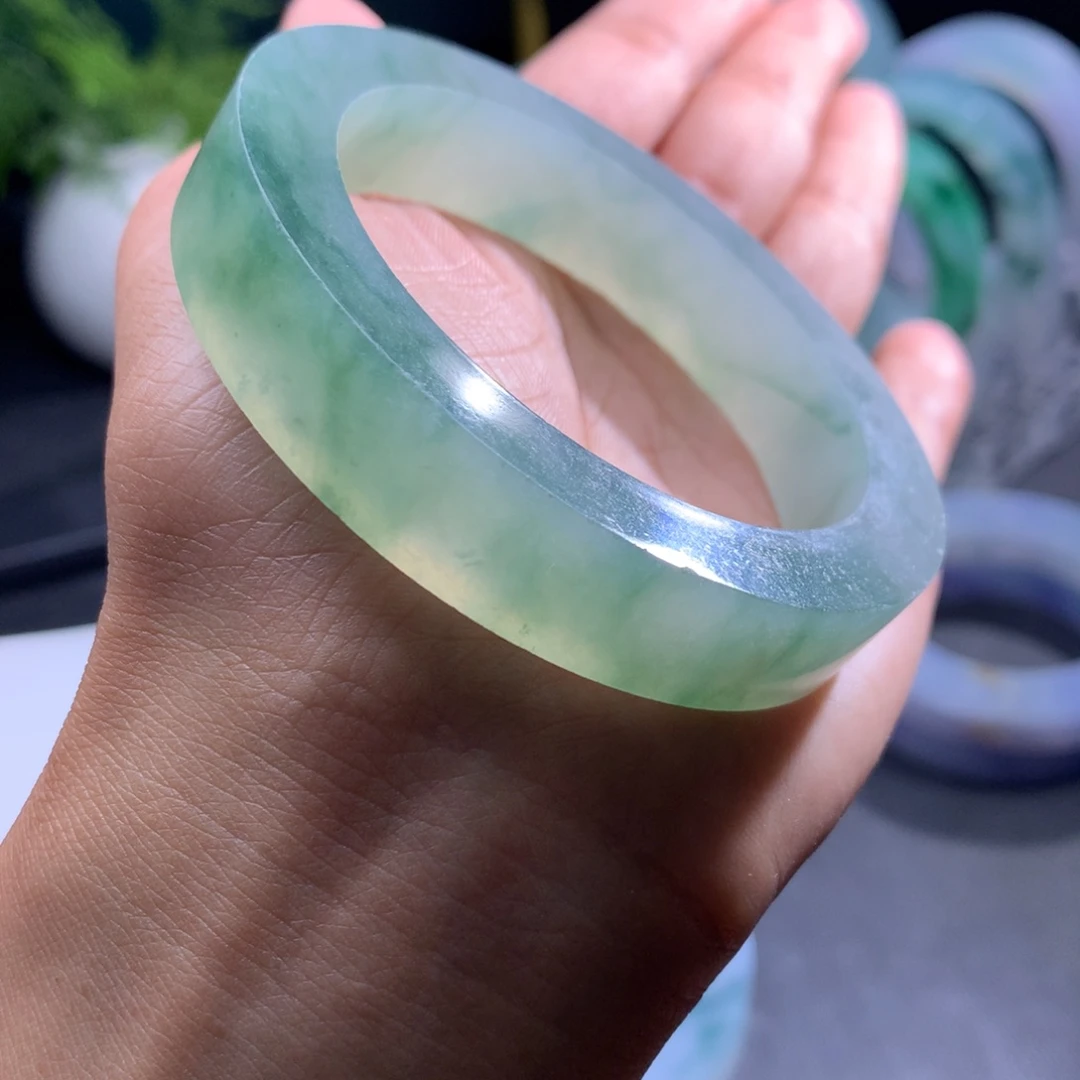 定制翡翠手镯未镶嵌