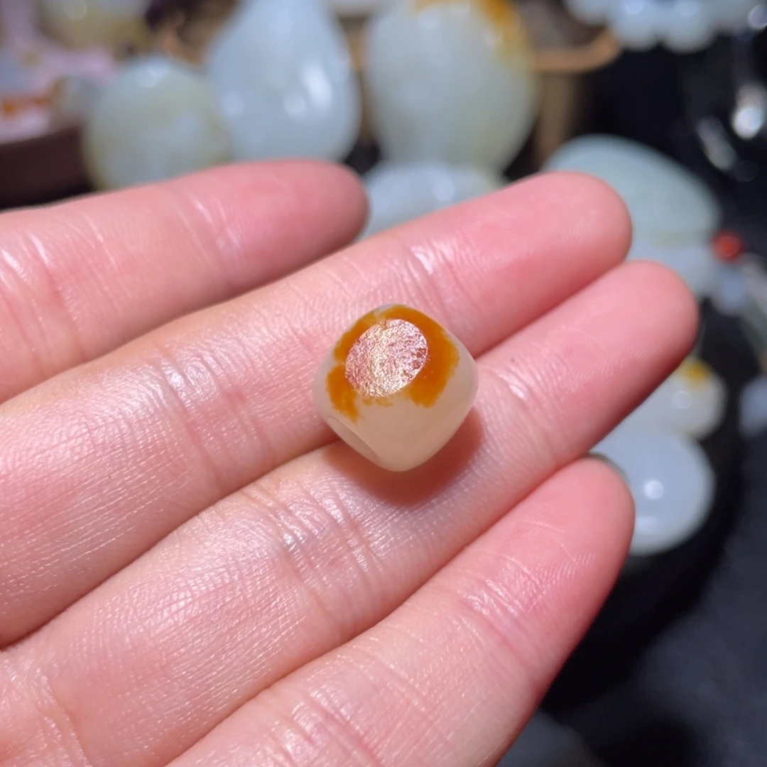 和田玉未镶嵌颈饰不***我