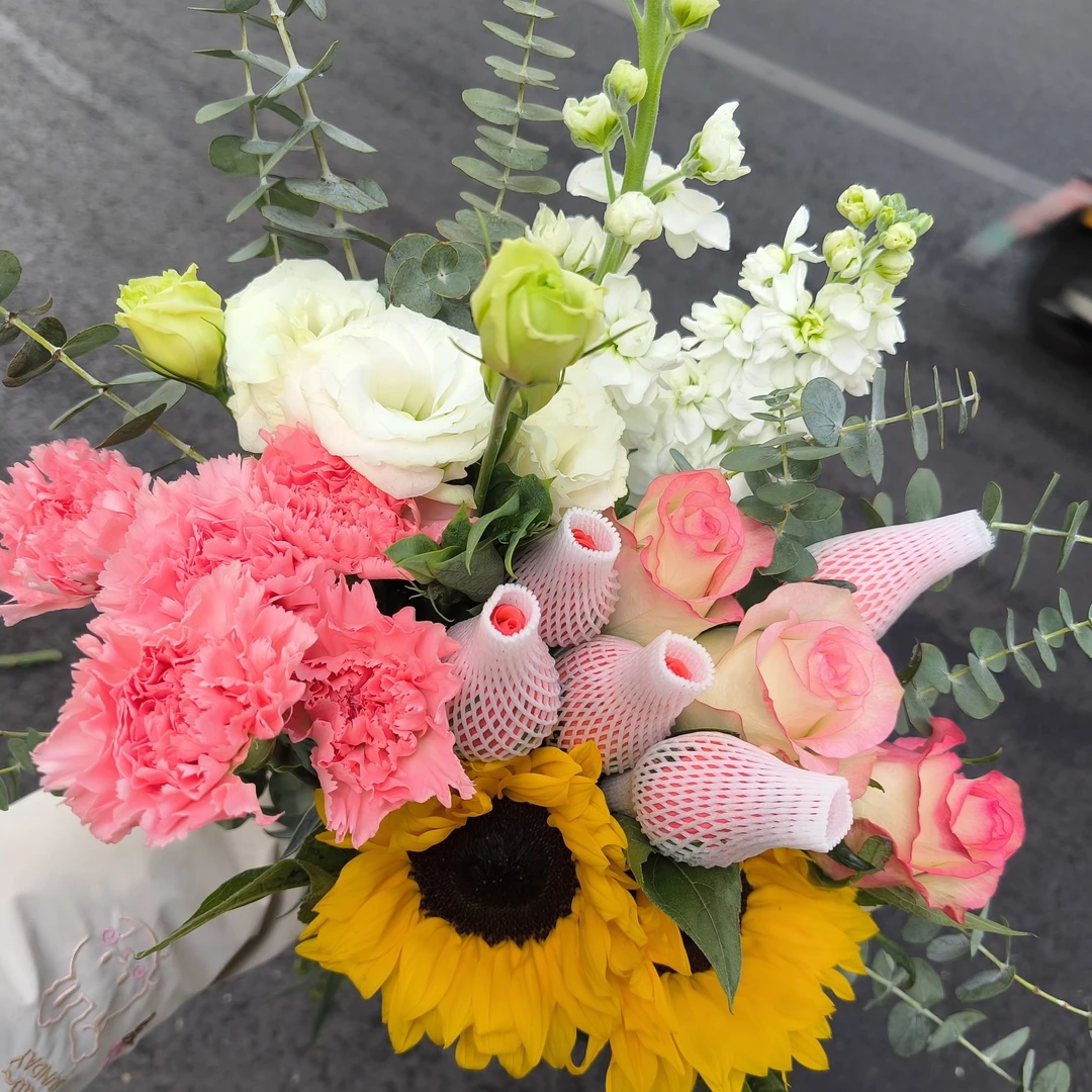 混搭风格花瓶插花