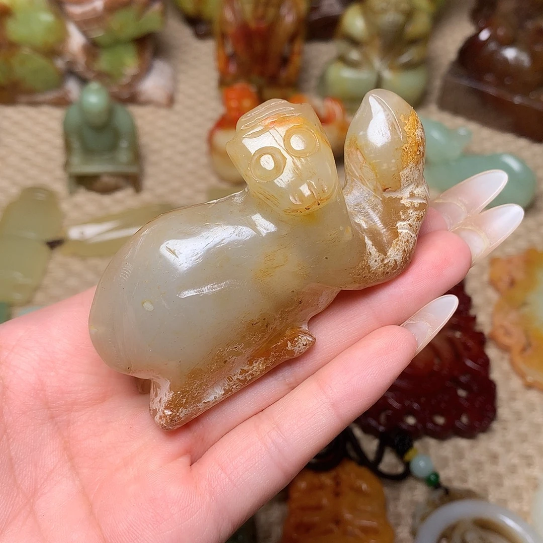 未镶嵌蛇纹石玉颈饰