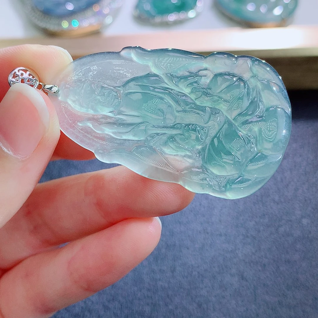 翡翠未镶嵌颈饰翡翠