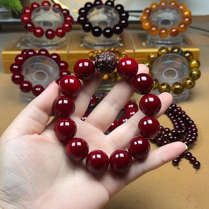 双***团贝壳杉（血龙木）手串/手链