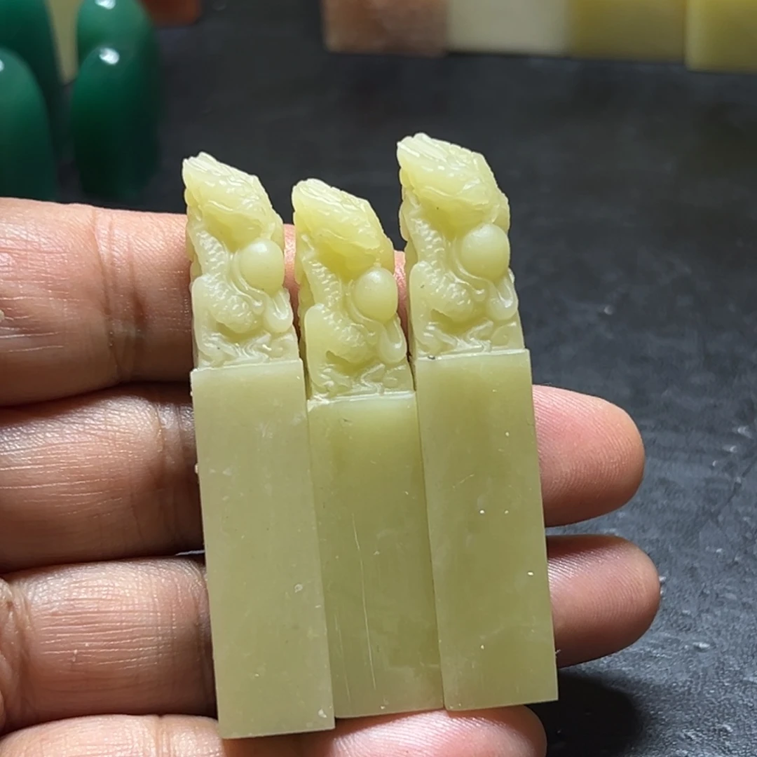 沐***斋青田石青田封门青