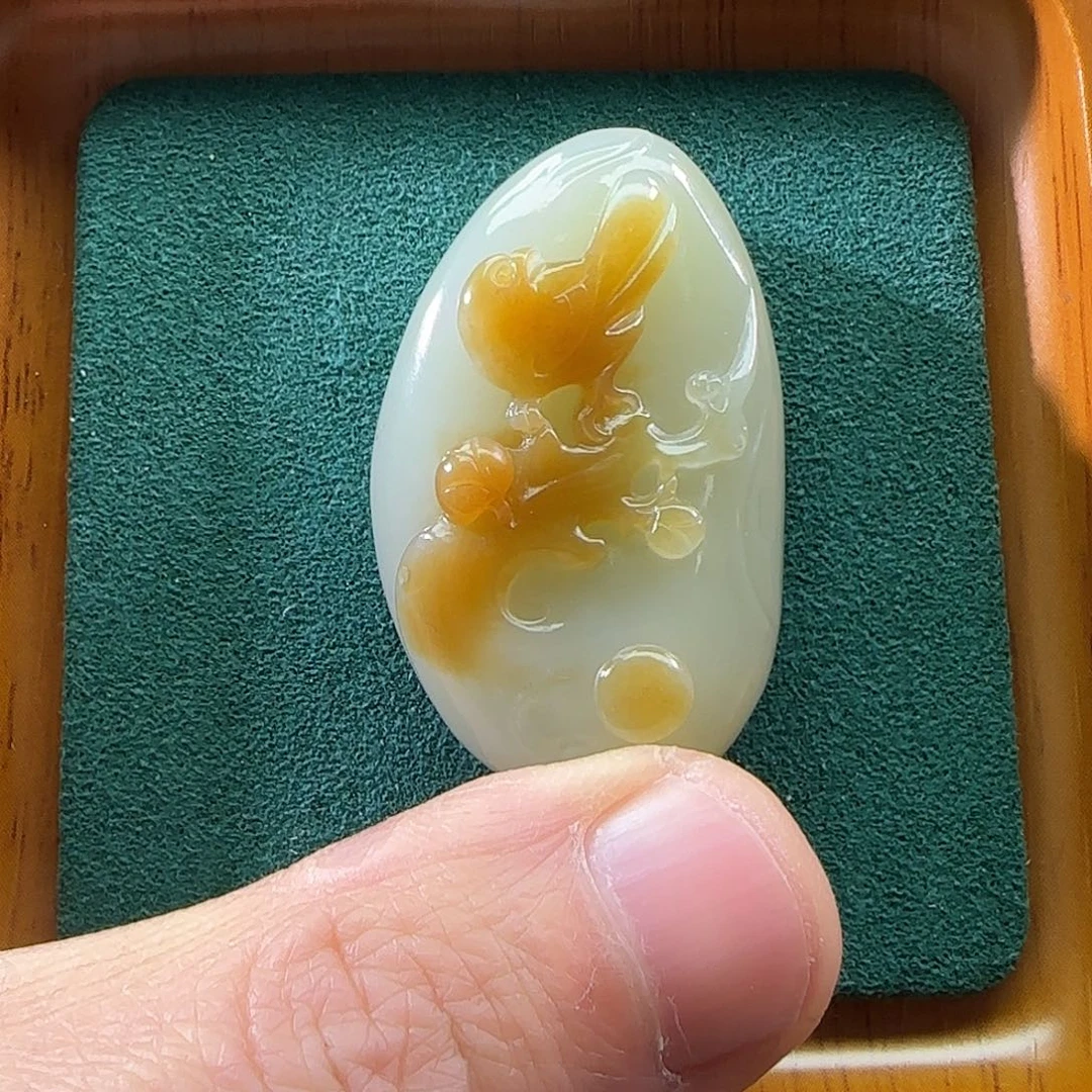 和田玉（糖玉）颈饰未镶嵌