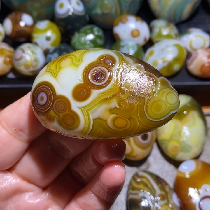 未镶嵌玛瑙/玉髓珠宝半成品152