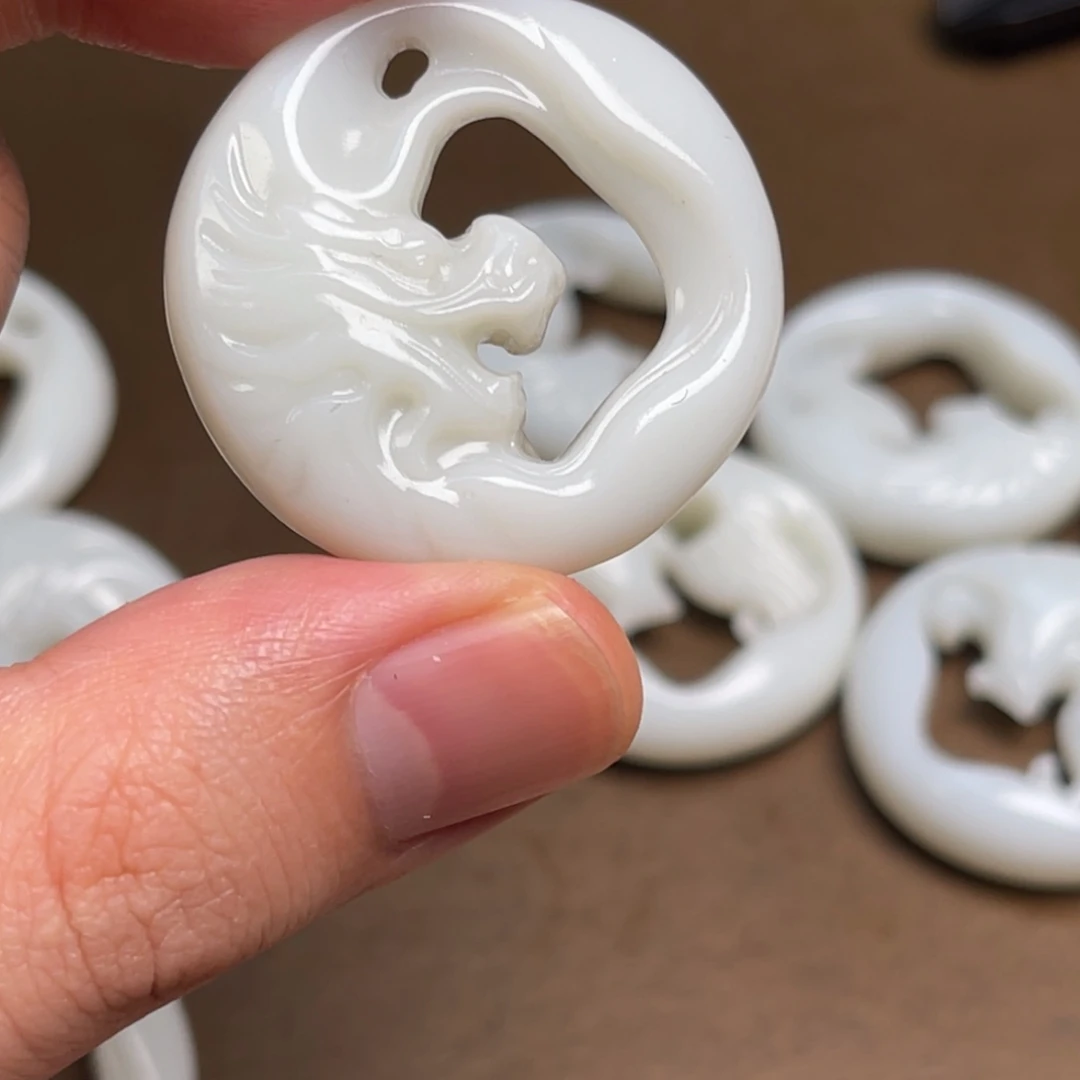 和田玉颈饰未镶嵌808