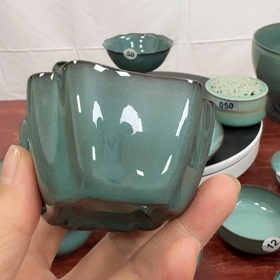 森***哈哈哈哈不错哈哈哈