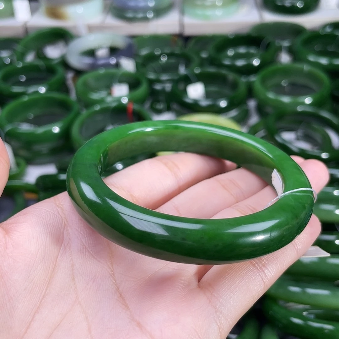和田玉（碧玉）手镯未镶嵌