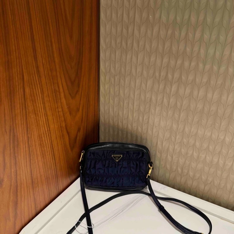95新 Prada/普拉达 乱乱子中古/女士/单肩包/112273