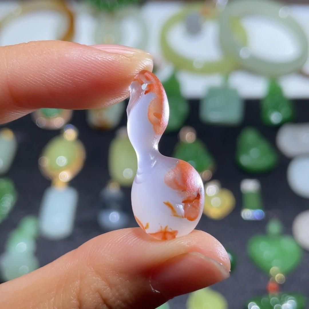 南红玛瑙未镶嵌颈饰