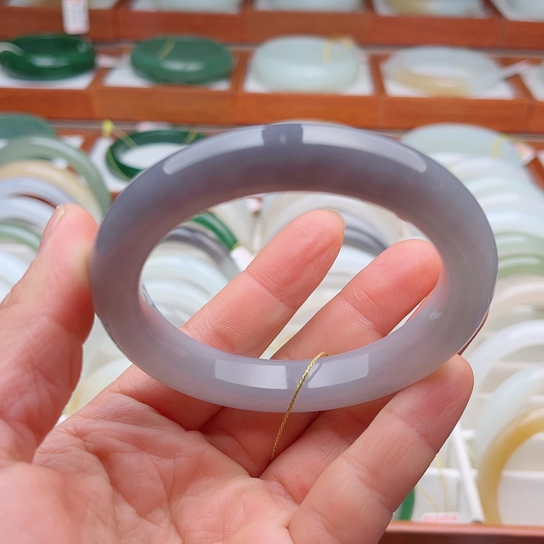 和田玉未镶嵌手镯57.9