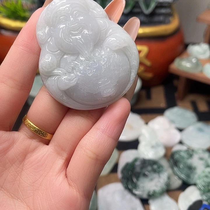 翡翠未镶嵌颈饰天然A货