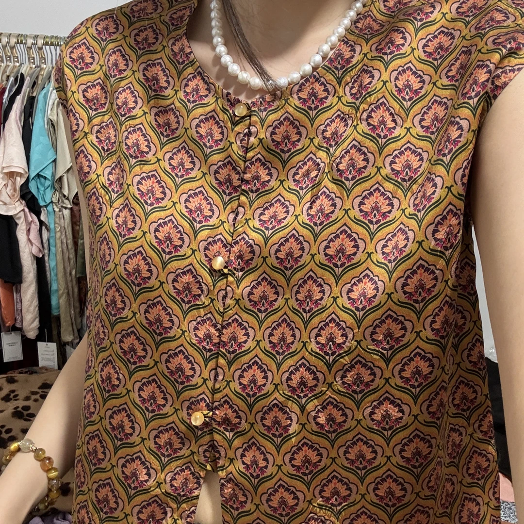 桑蚕丝香云纱花萝孔雀背心马甲小贝壳