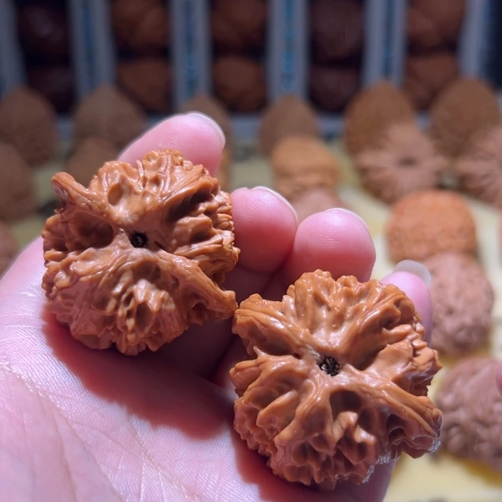 文玩核桃吊坠苹果41