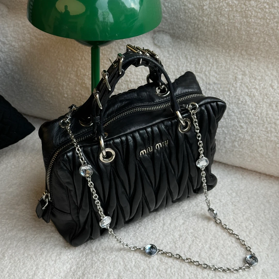 95新 MIU MIU/缪缪 稀有黑银褶皱托特单肩斜挎包