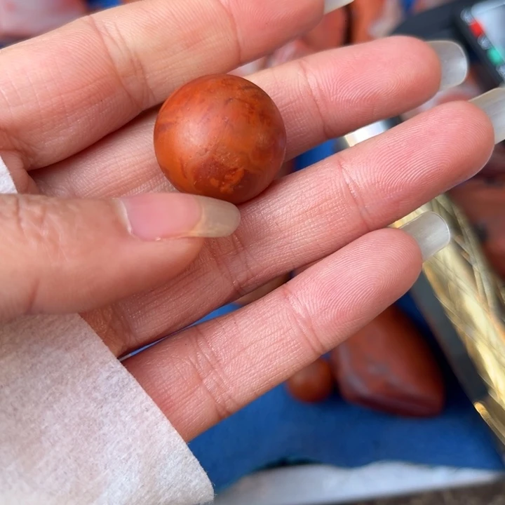 南红玛瑙珠子未镶嵌猎*