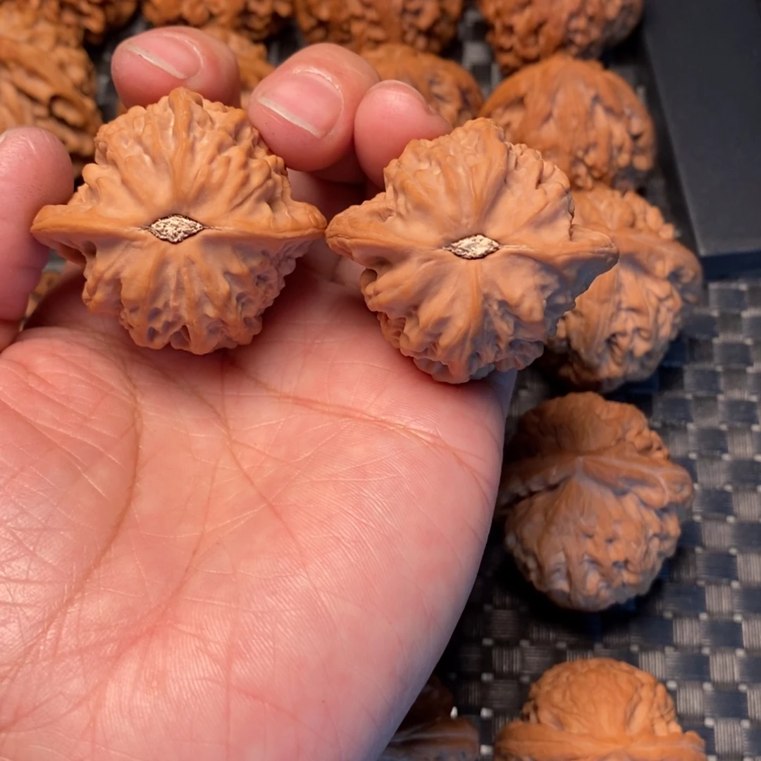 如***道文玩核桃吊坠佛肚42