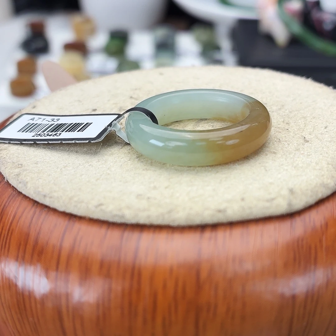 和田玉未镶嵌戒指c84一口糖细条18.2不退换