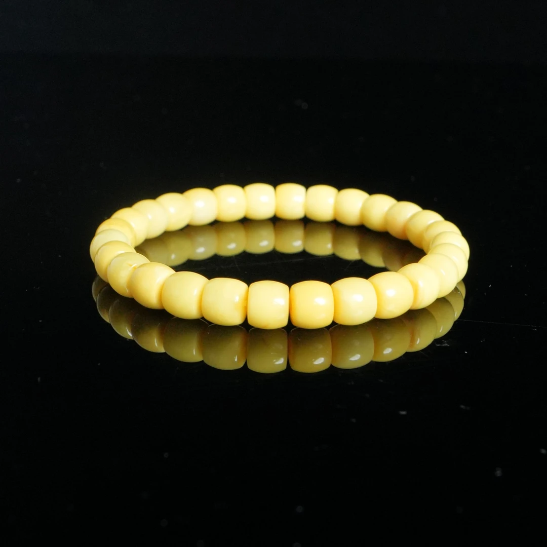 DY-M1390鸡油黄精工直切手串8.52g