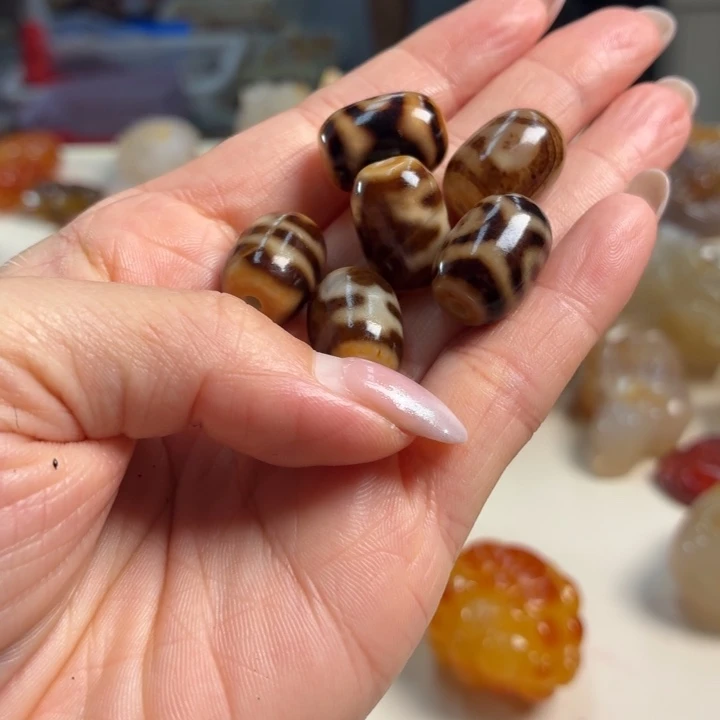 未镶嵌颈饰玛瑙/玉髓