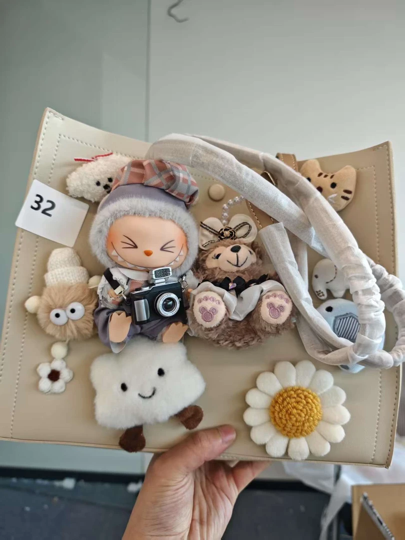 32号 设计师定制毛绒娃包潮玩时尚百搭包包 labubu乐呵呵