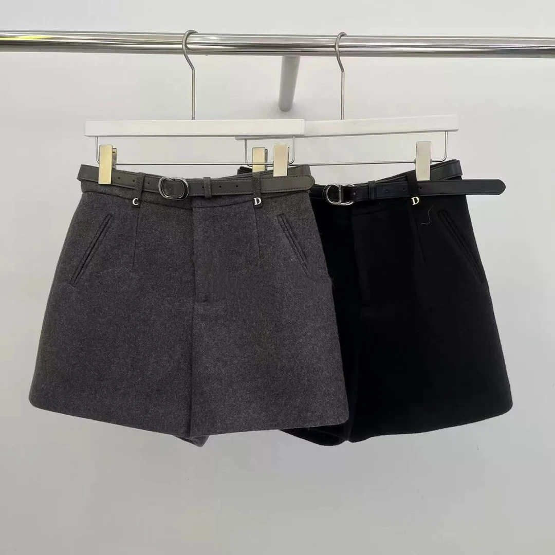 275358冬季新款时尚一字口袋净色休闲短裤