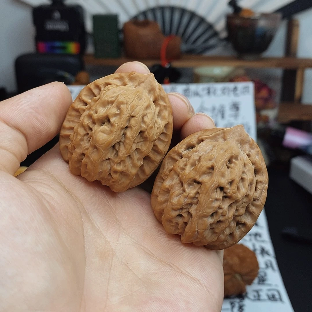 文玩核桃把件刘*勇佛度37