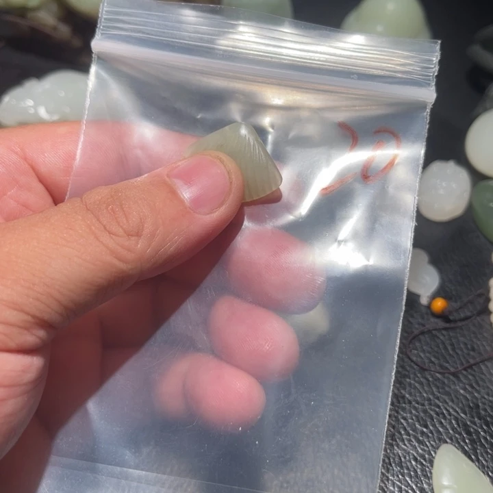 未镶嵌和田玉笔搁